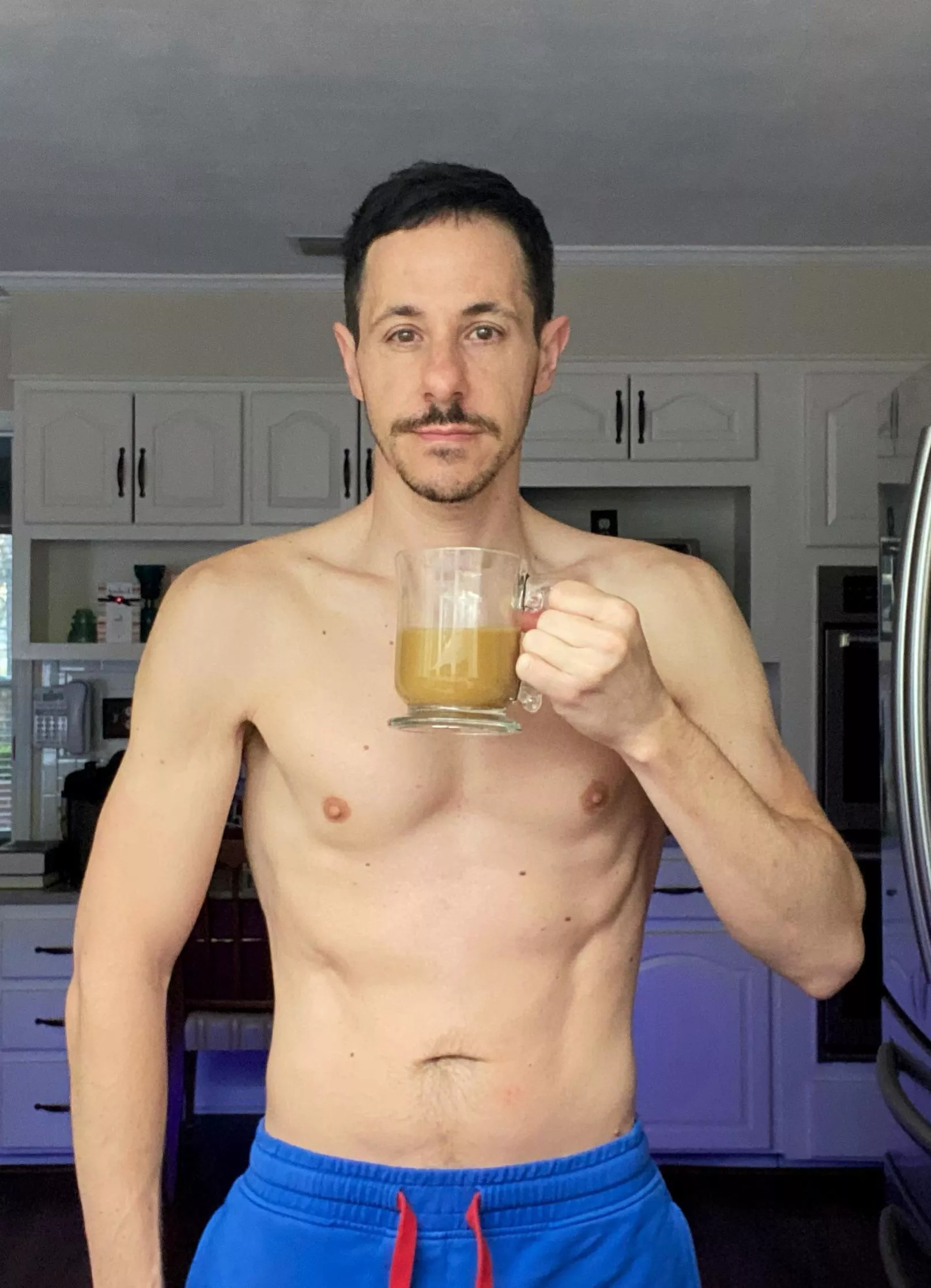 Happy Sunday- May your cup be big and your coffee strong!