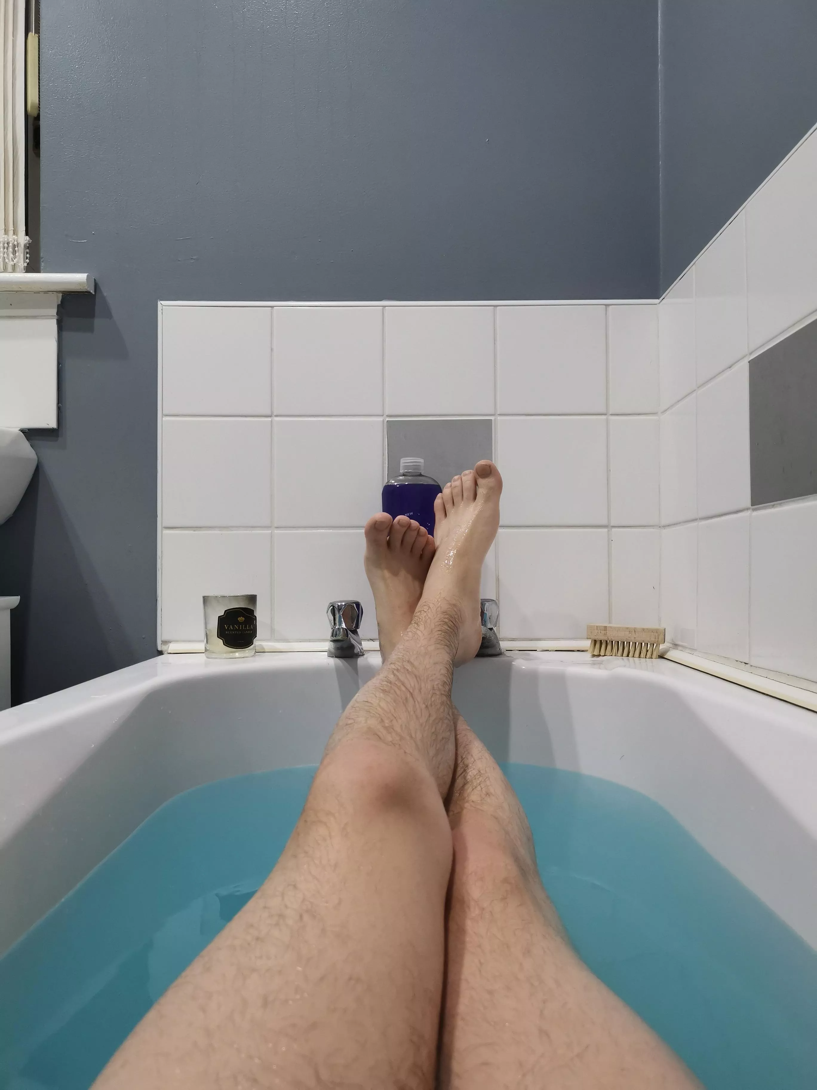 happy toes got a soak😊