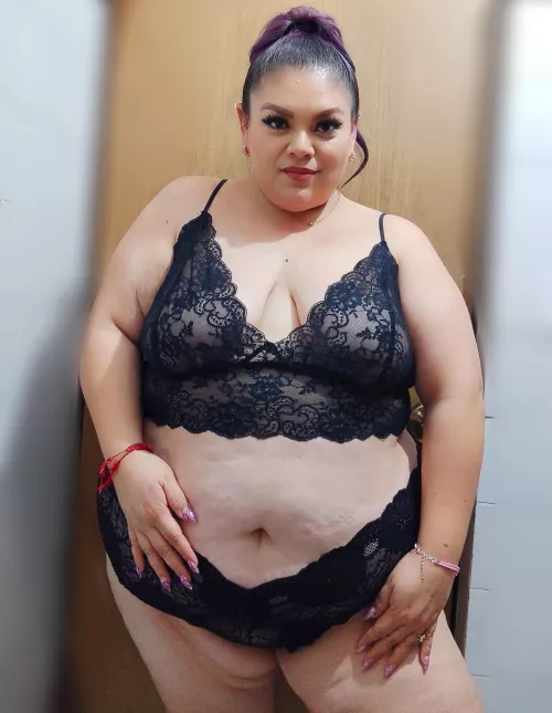 I want to enjoy my Saturday night, any special ideas?😈