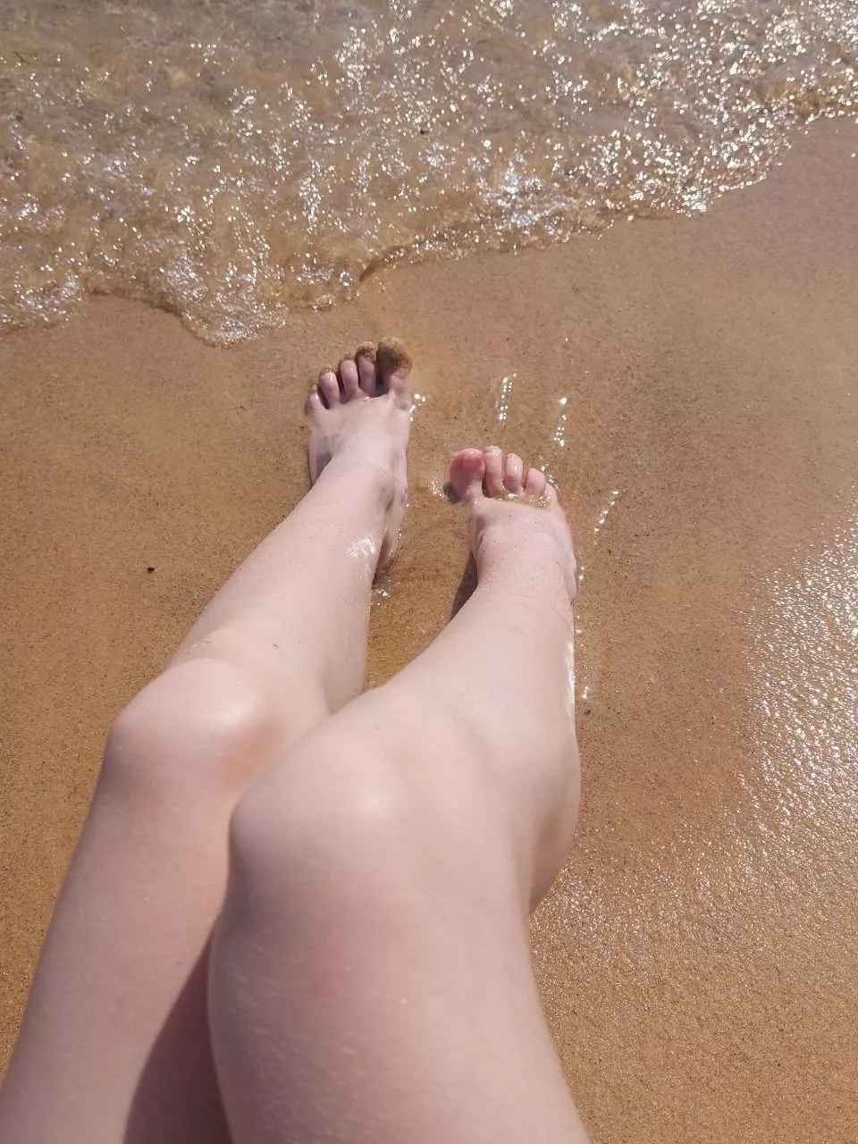 I'll give you footjobs if you worship my feet first, deal?