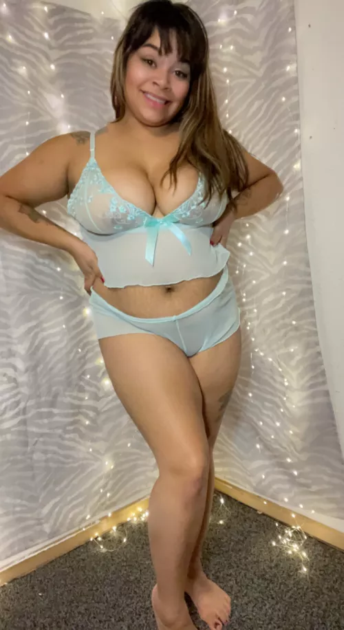 I'm all wet, do something to me 😍