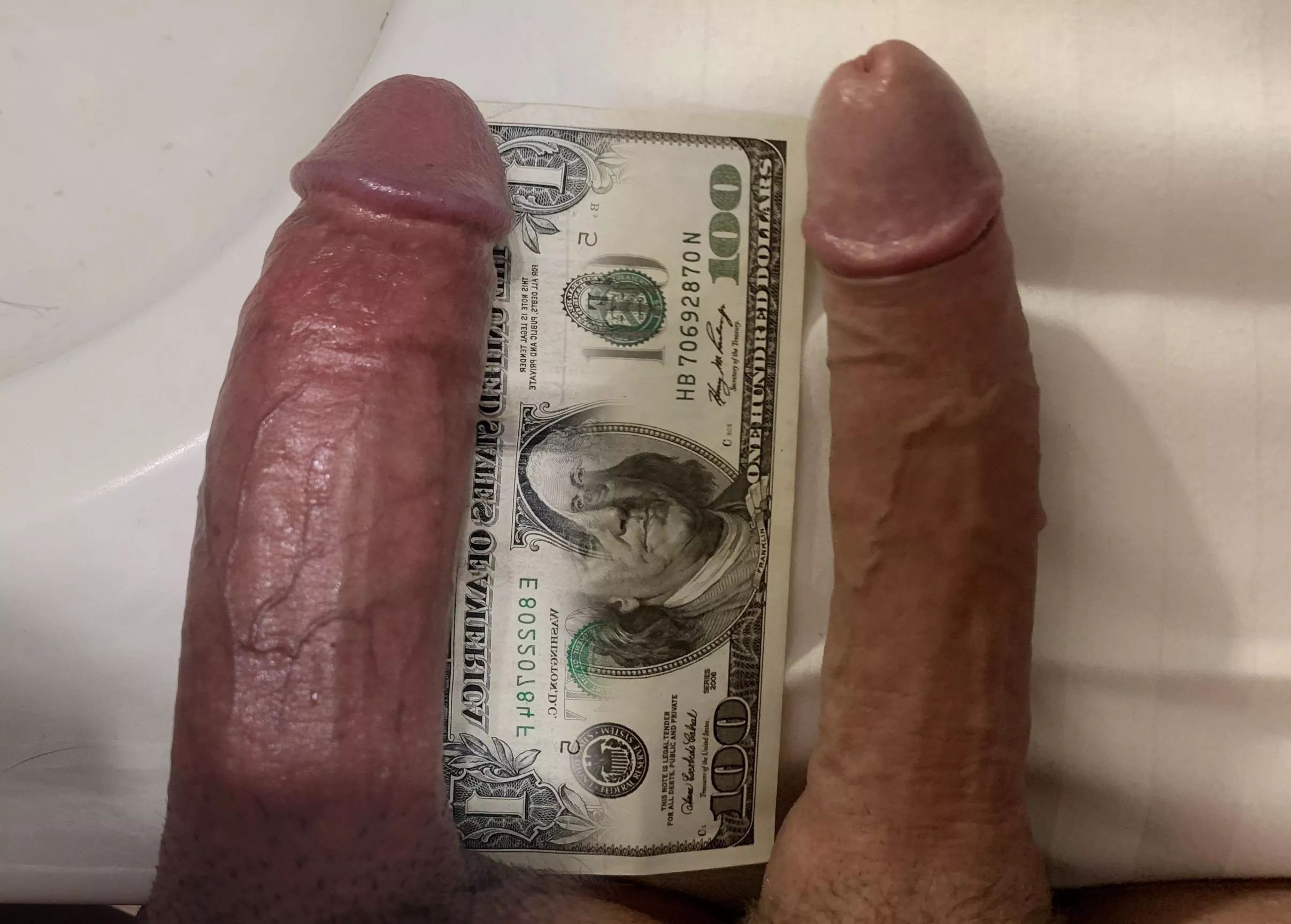 left (mine) or right (Leperitartiste)