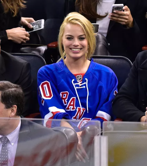 Margot Robbie