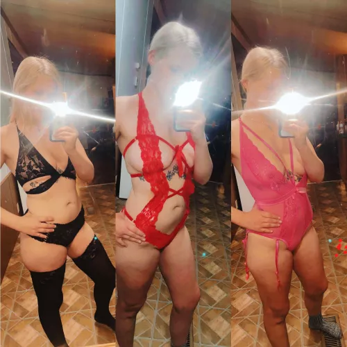 My husbands at work pic 1😈