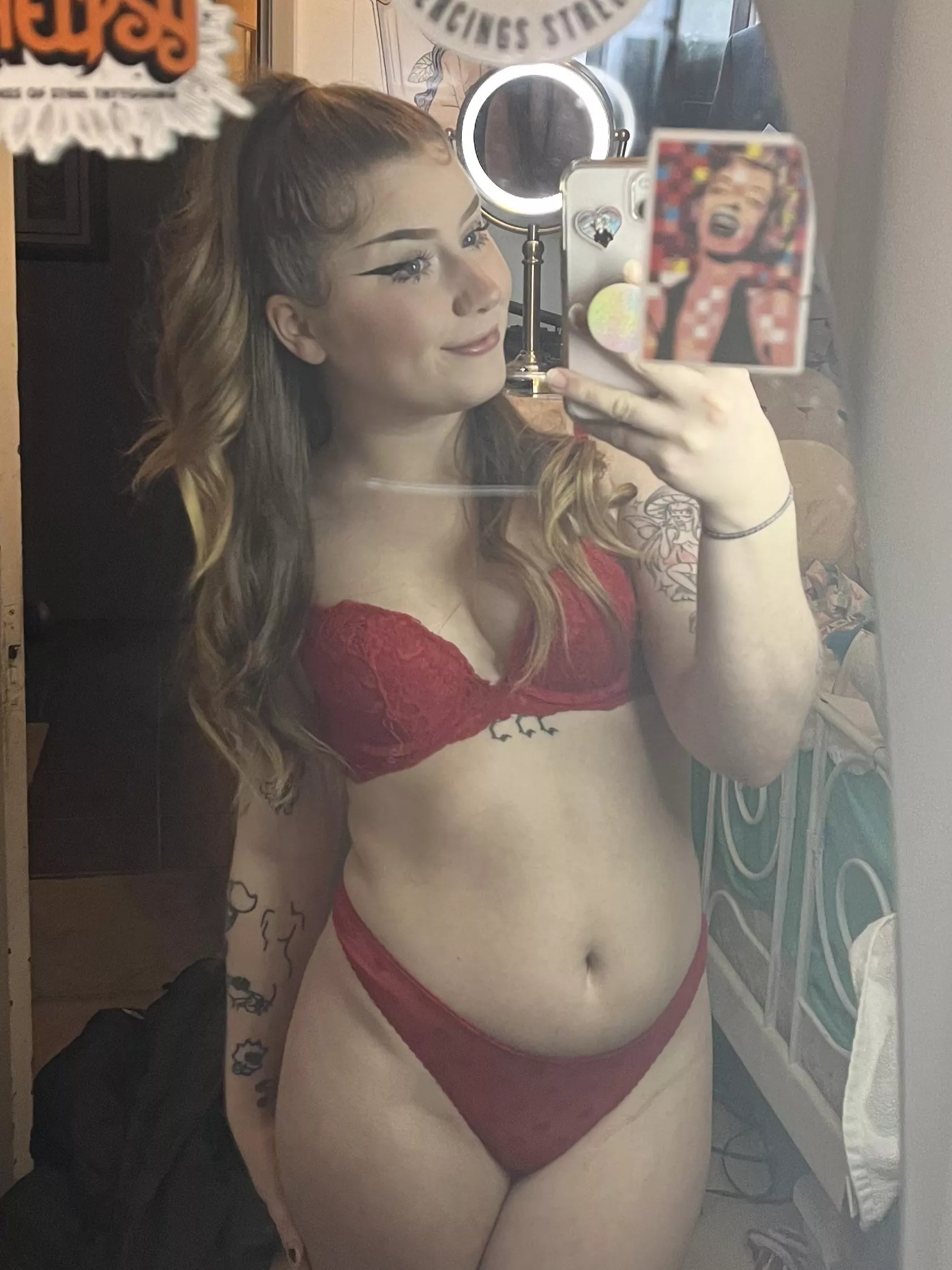 My pussy might be blonde aswell🥰