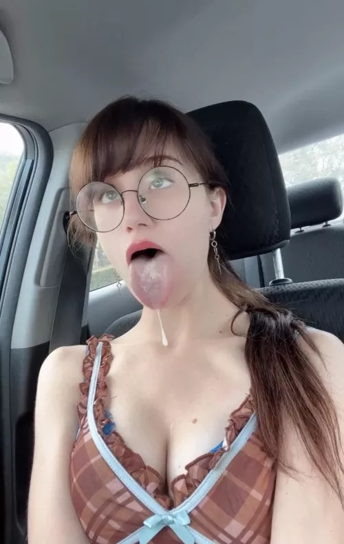 Pls don’t tell our boss you caught me on my lunch break! [oc]