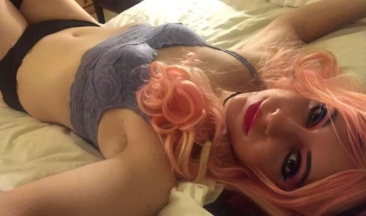 Say hi if you like sissies in panties