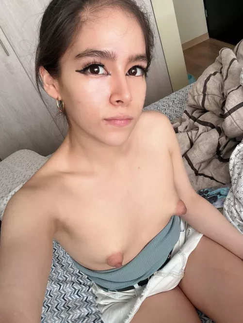 Small boobs are made for kissing