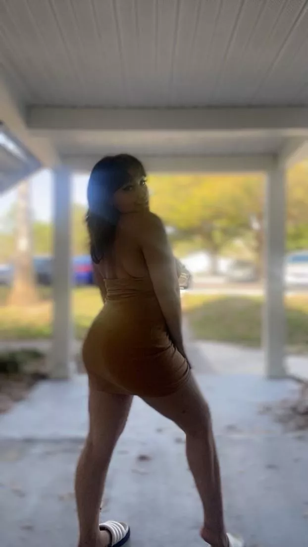 Sundress with no panties🫣😩