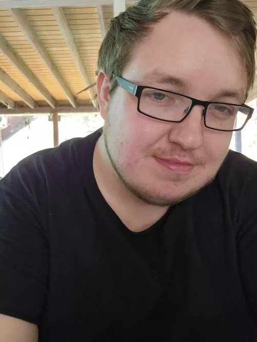 Taking a break from Horizon Forbidden West, what's up? 🙂