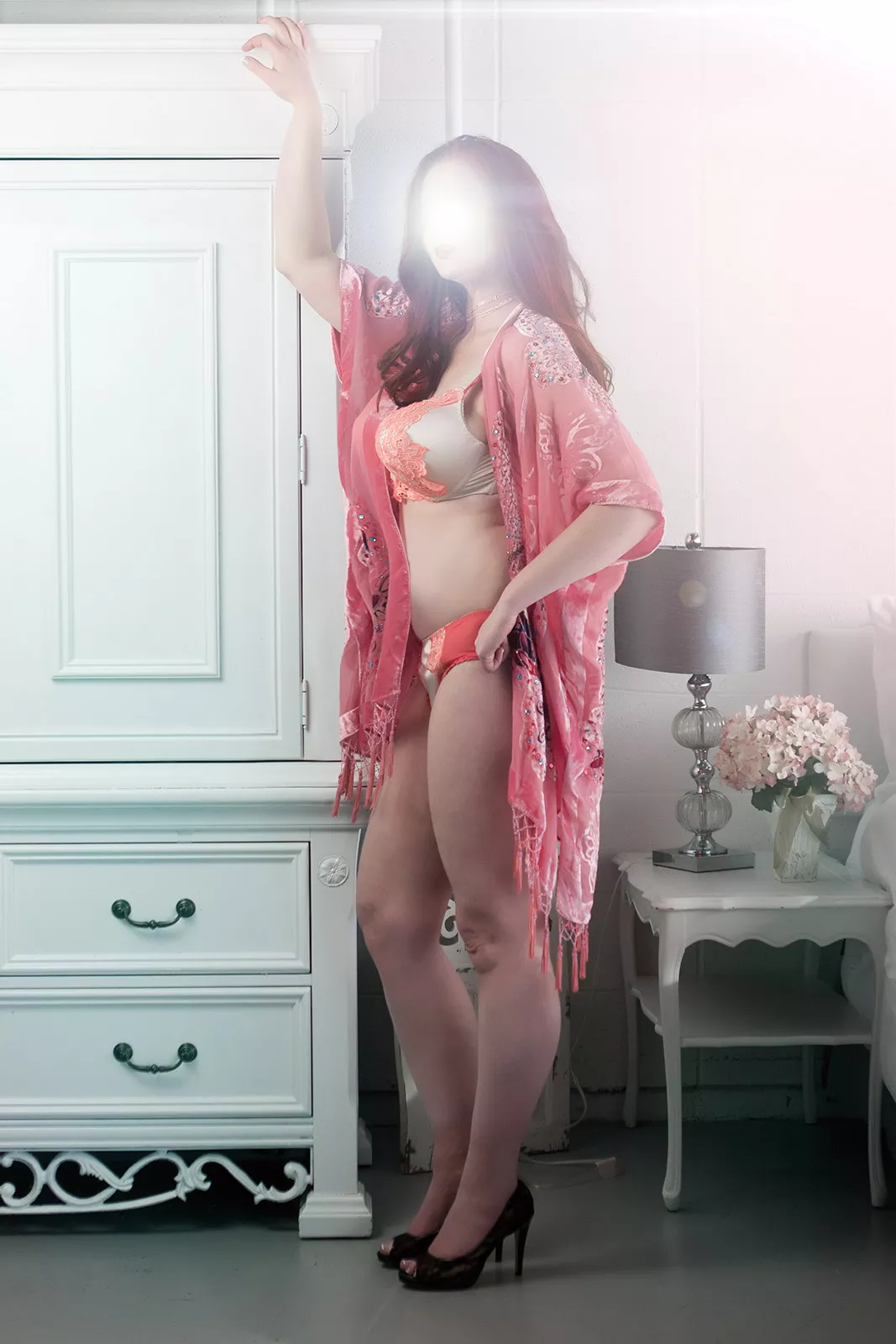 This MILF is waiting for you!