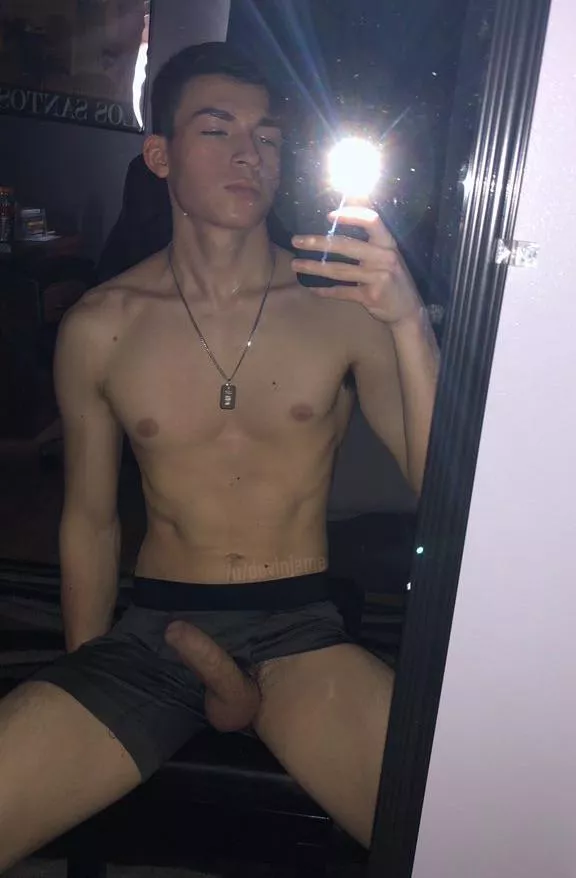 What’s the app for remote head?