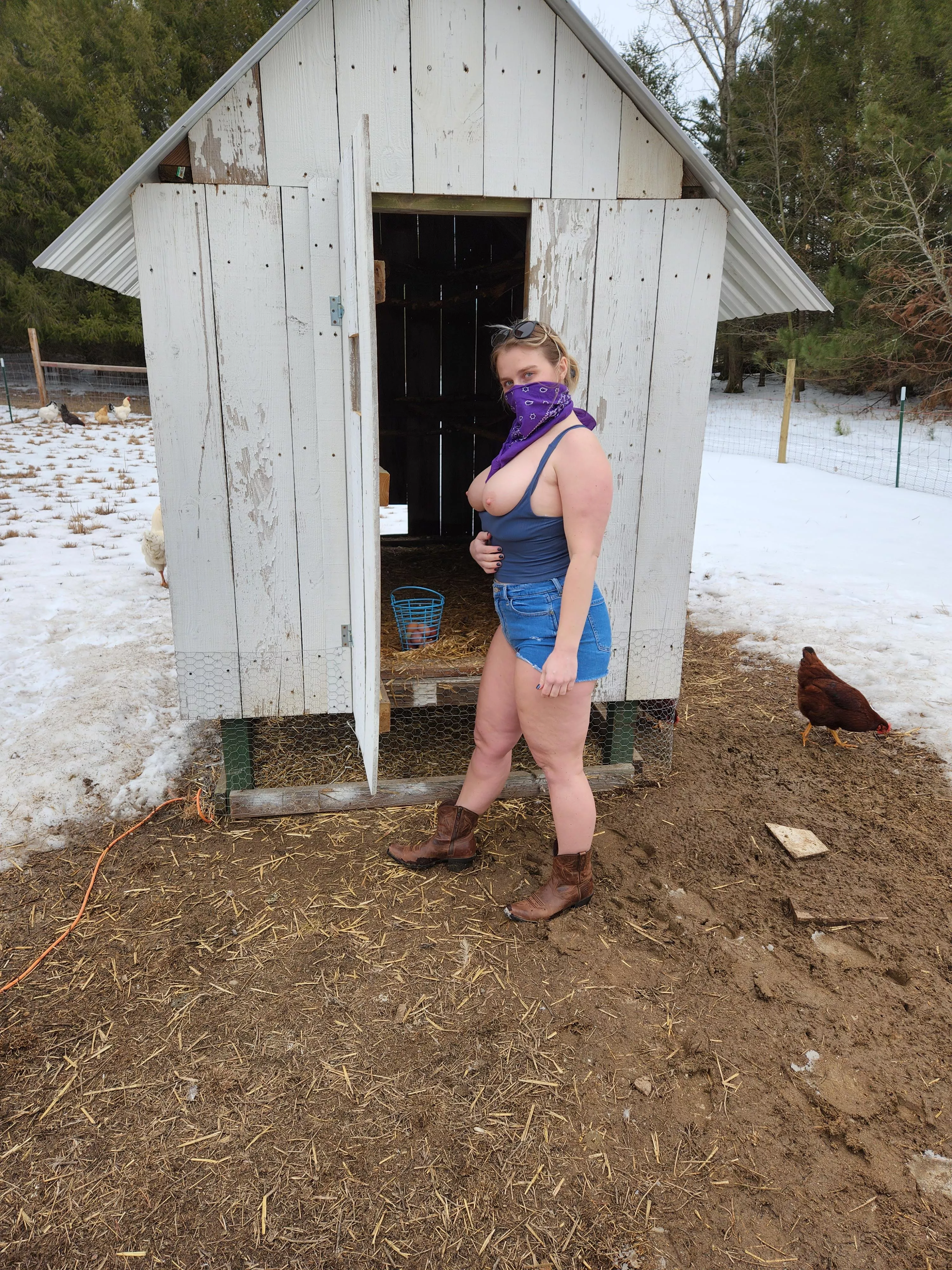 who wants to help on the farm