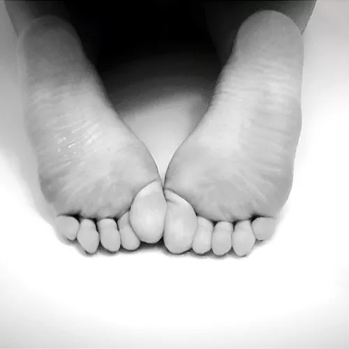 Would you love to cum on these soles?