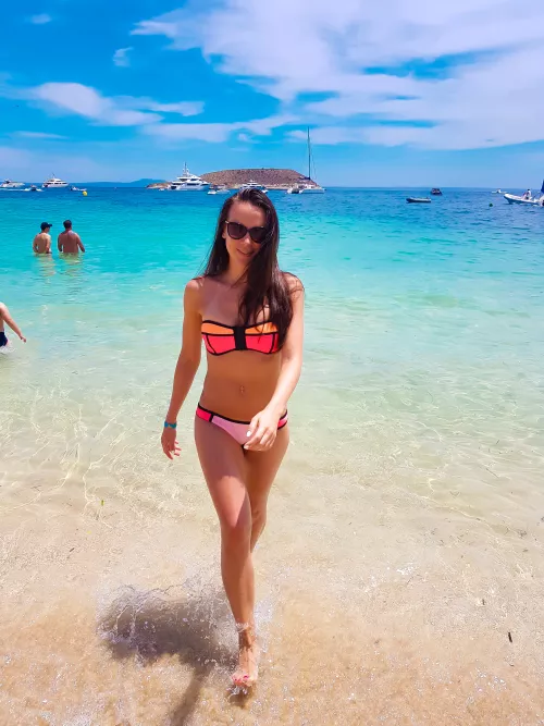 Yes, the sun does shine on my body