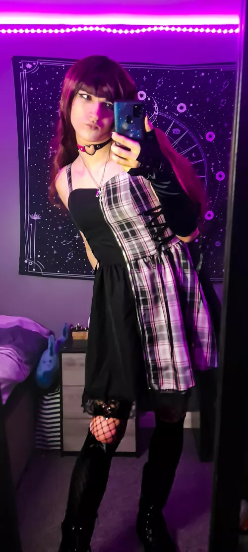 You have been assigned a Femboy! This one has separation anxiety so don't let them go! 💕