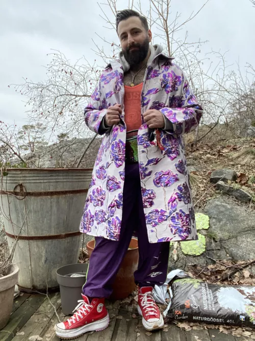 You recruit me as a part of your party in an RPG: what’s my main role? Healer? Buffer? Mage? 💖