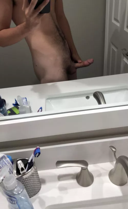 18 want to make you cum on vc @jay-2326