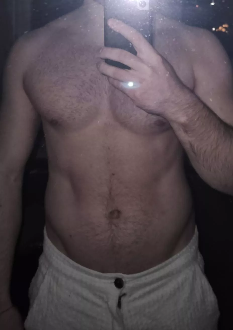 23 german fit add if you are older muscled and mature add simon_reat20