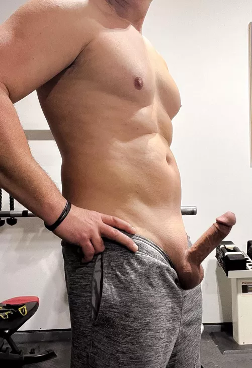 (41) Need workout partner 😈