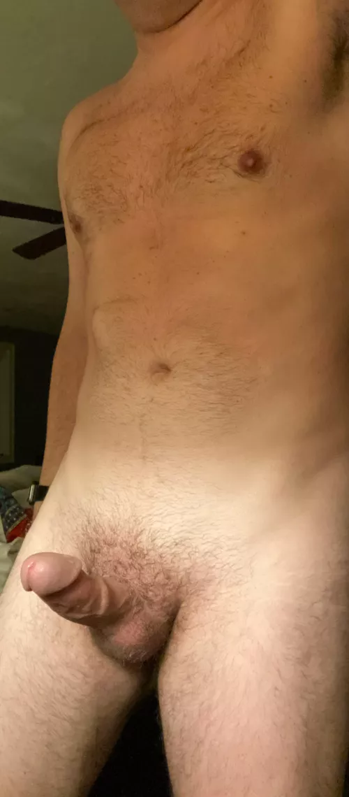 43, 5’11”, 180, fit, 7 cut thick; bi, prefer similarly fit and at least as hung, love tits, ass, pussy, but something about a big hot hard cock... let's do a text based RP? Face+, let's chat. Snap: taway1047