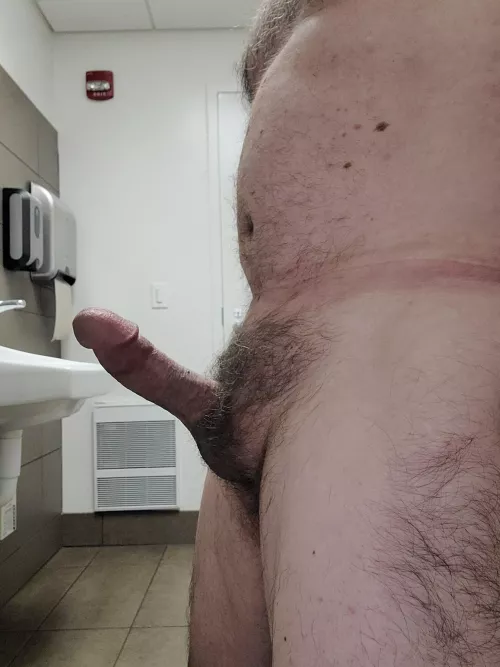 [53 - Str8] Fun in public bathroom