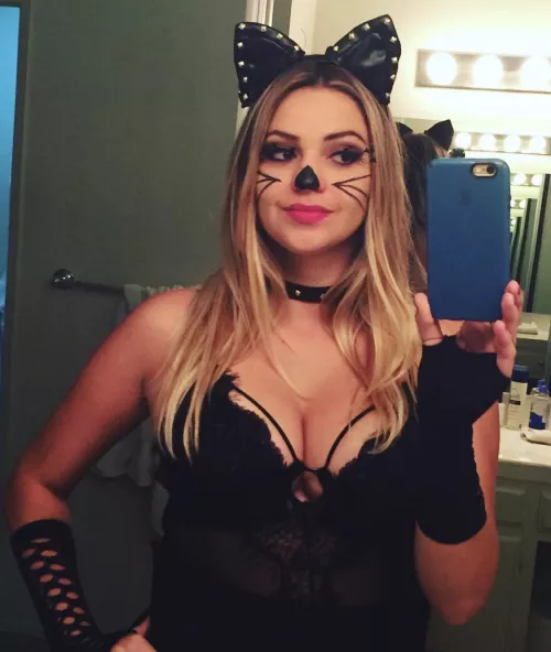 Another one, as a cat … meow 😻