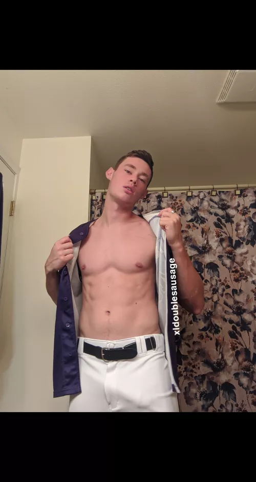Baseball bulge