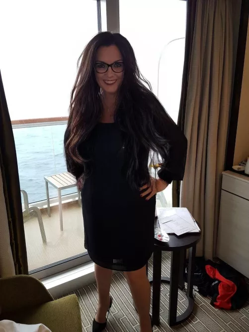 be honest, would you date me?