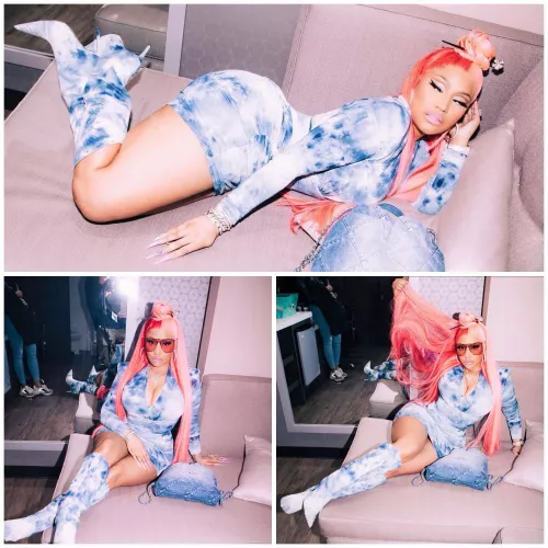 Can't tell how thick Nicki is rn, in this pic from today she looks skinny but in videos she looks thick af