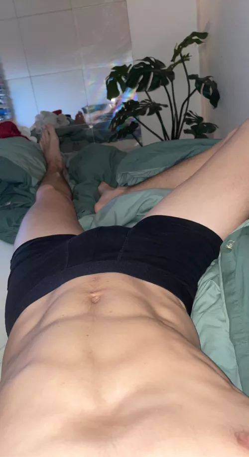 Chill night, who wanna join? [22]