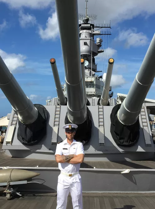 Come check out my guns 😉