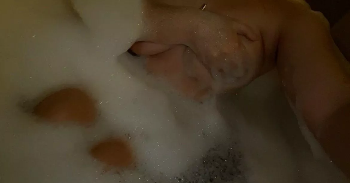 Come take a bath with me