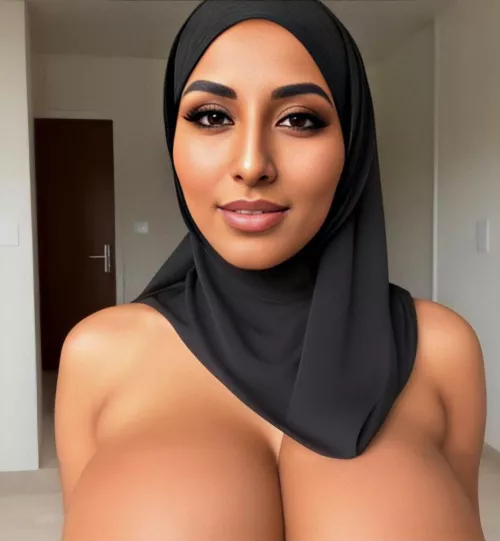 Cum on her Arab chest