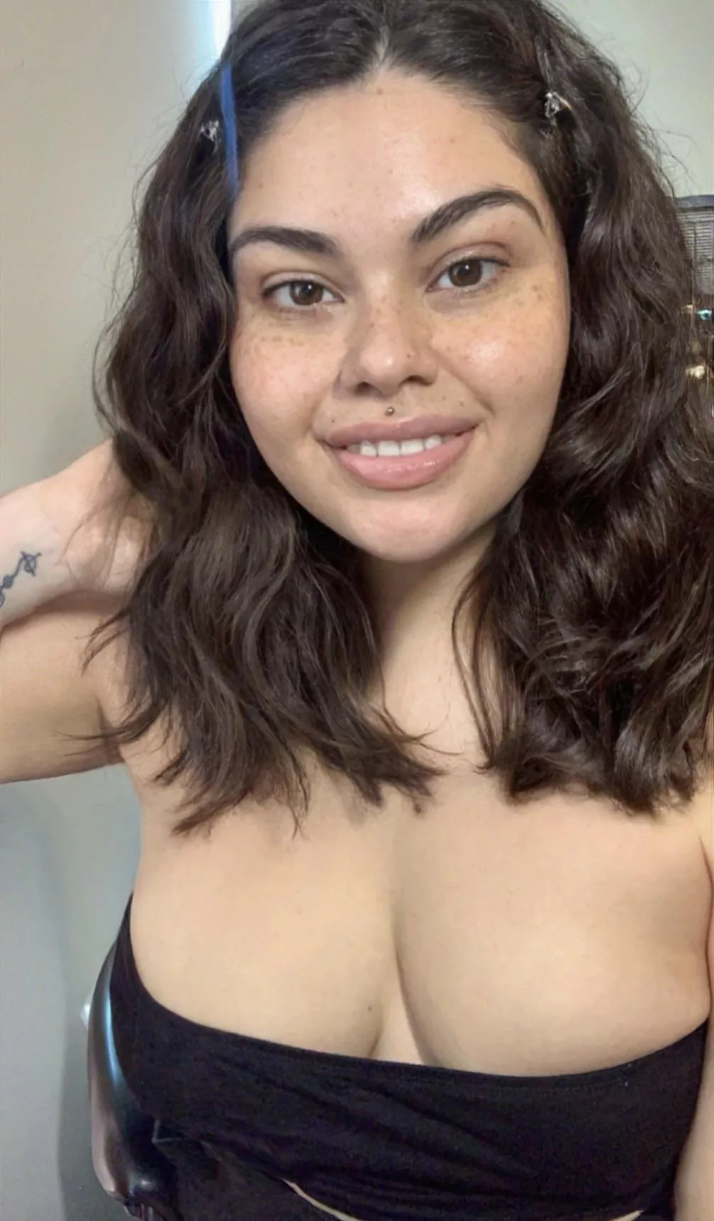 Do men like seeing no makeup selfies?