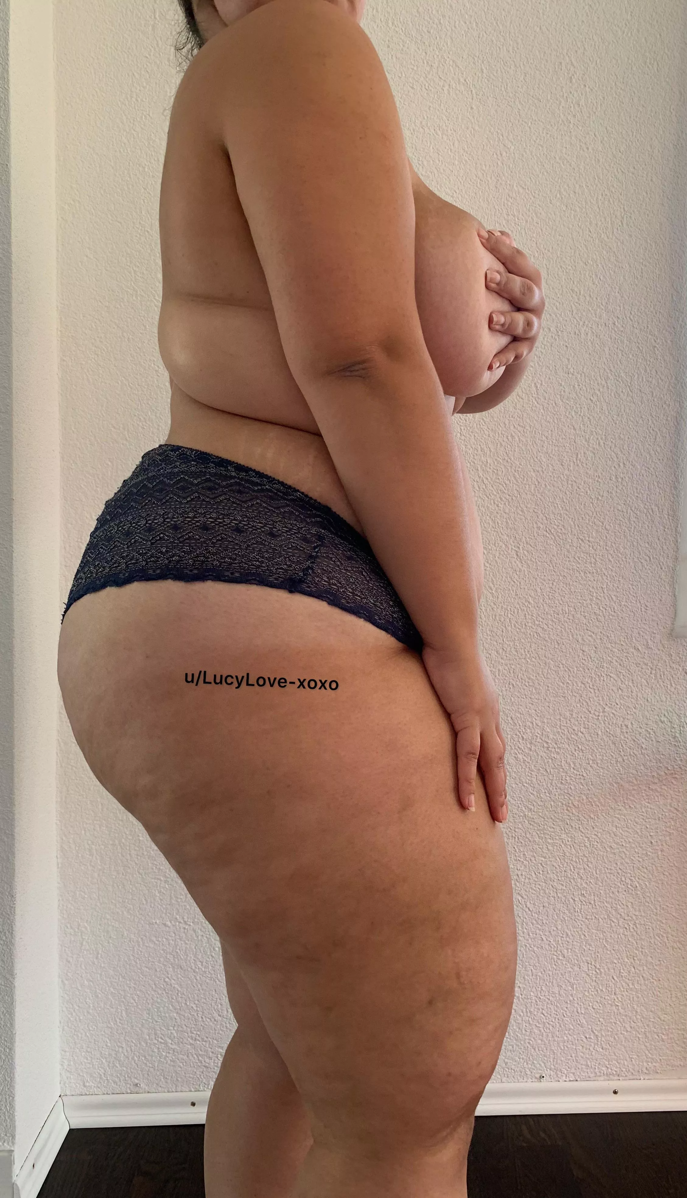 Do you hold boobs or hips?