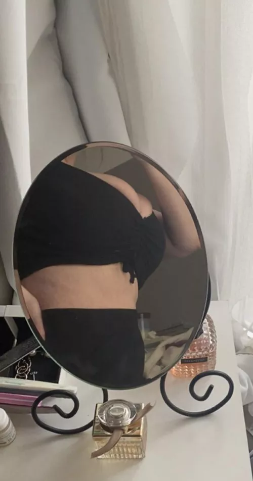 Does this qualify as “P” shape? 💕