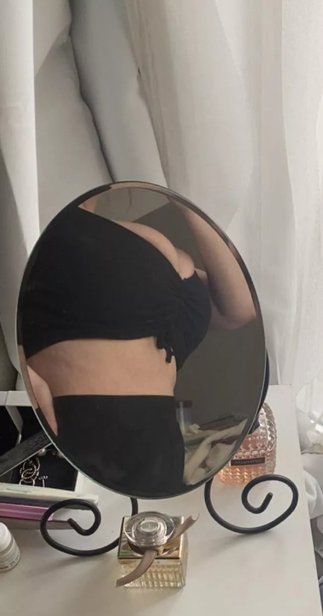 Does this qualify as “P” shape? 💕