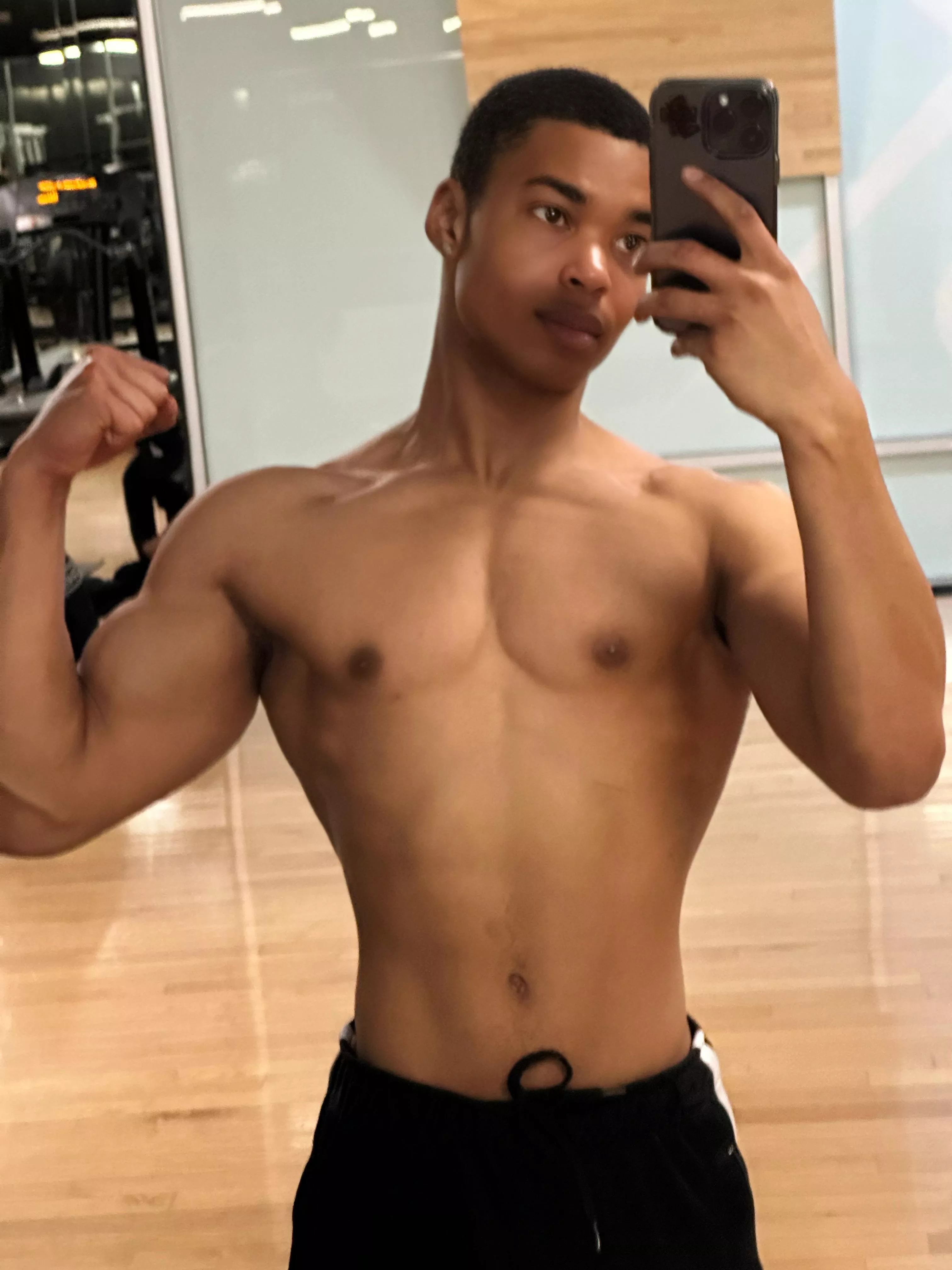 Feeling great after my workout!💪😊