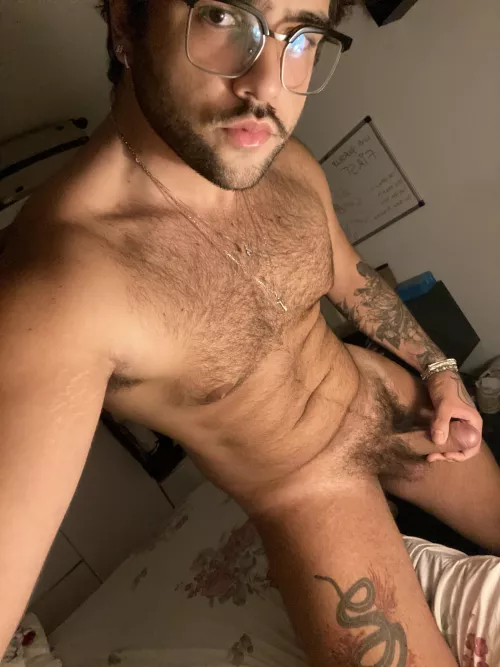 Going to bed come w me ?