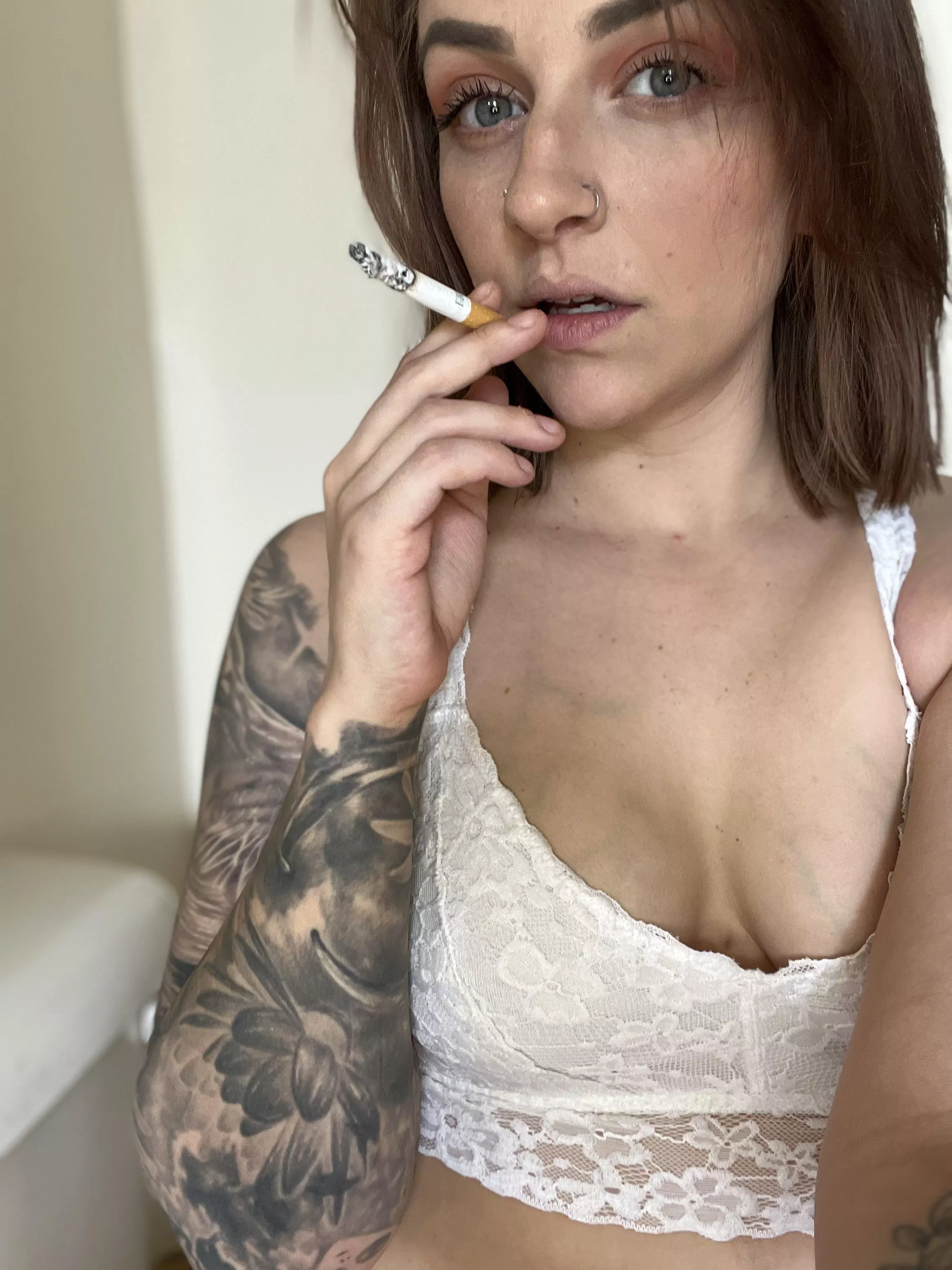 Good morning, may your dick stay hard and your cigarettes stay smokey 😮‍💨