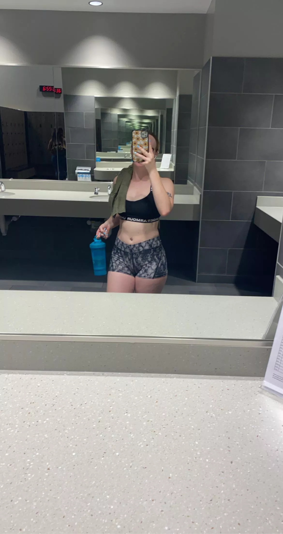 Gym selfie 💪 [f]