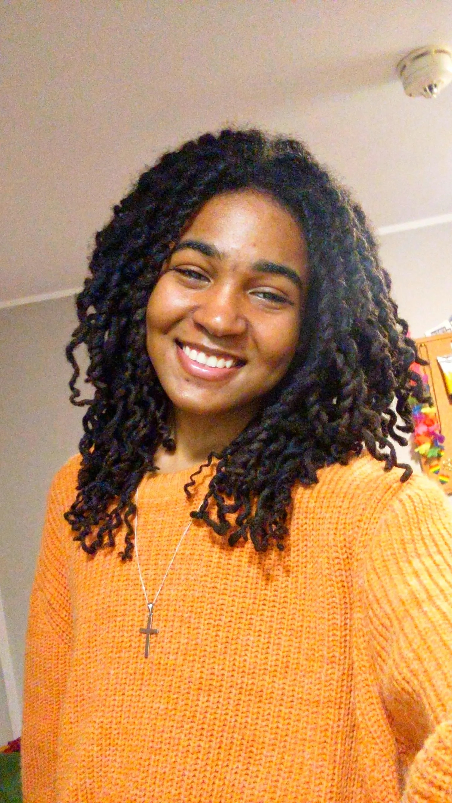 Hello lovelies! 🌞🧡