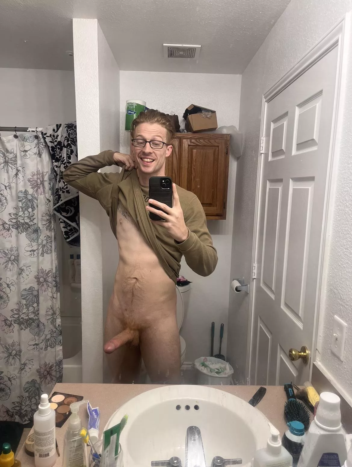 Hopefully only seeing the sliver of one of my tats is okay 😏