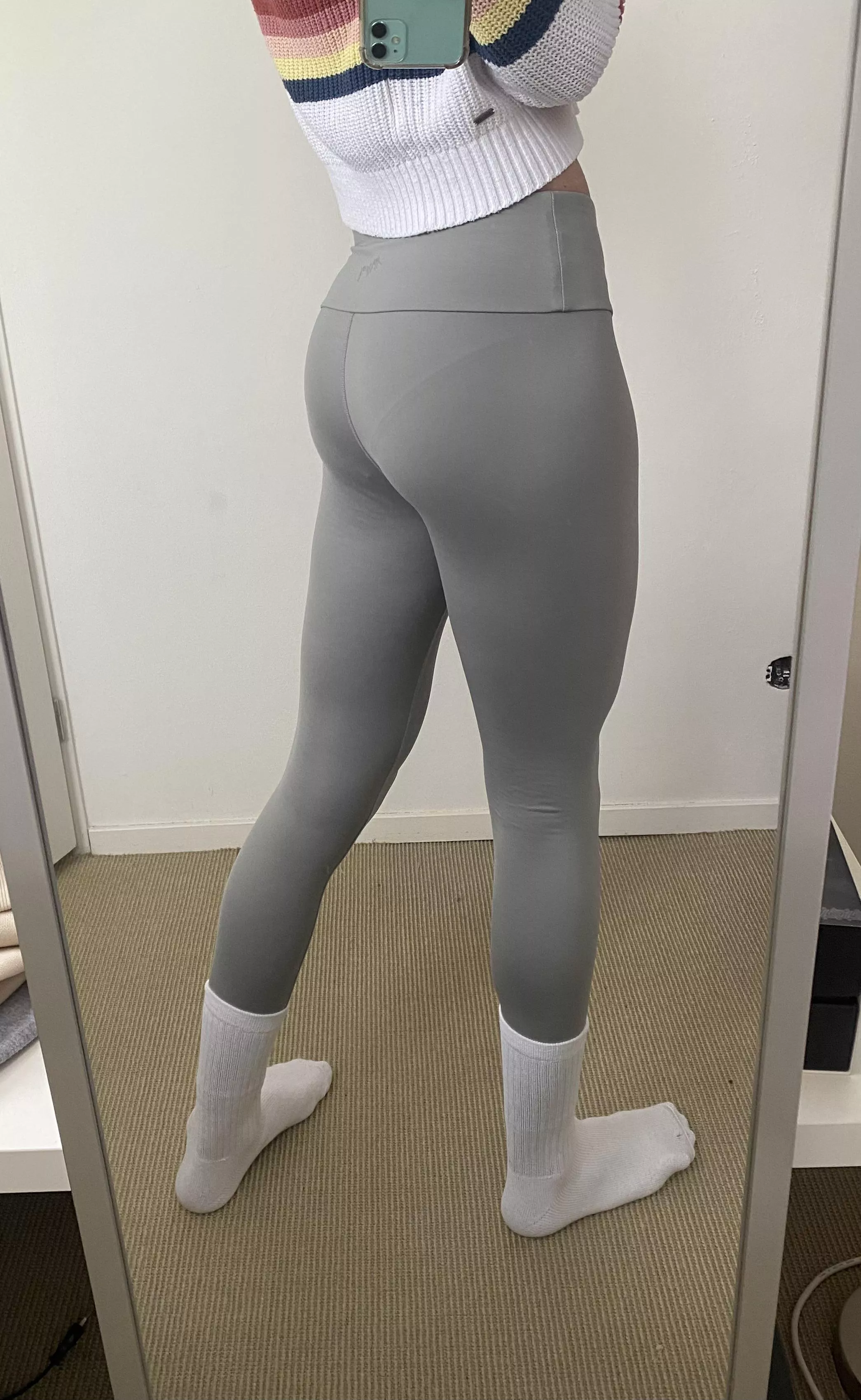How do we feel about the leggings? Would love some recommendations for cute outfits
