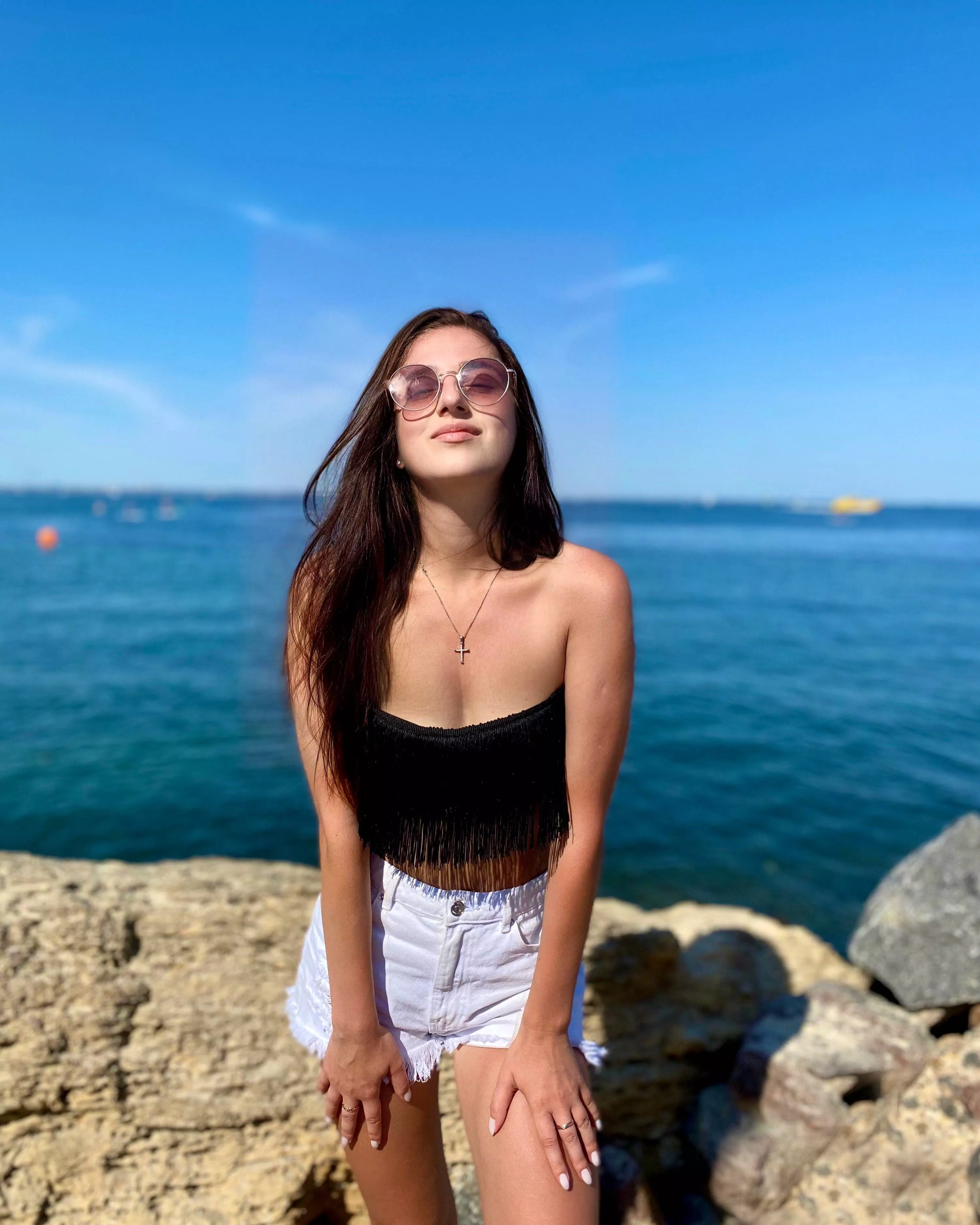 I accept sunny waggles and wish you a great day