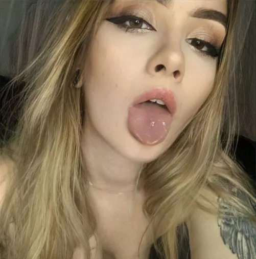 I invite you to my bed