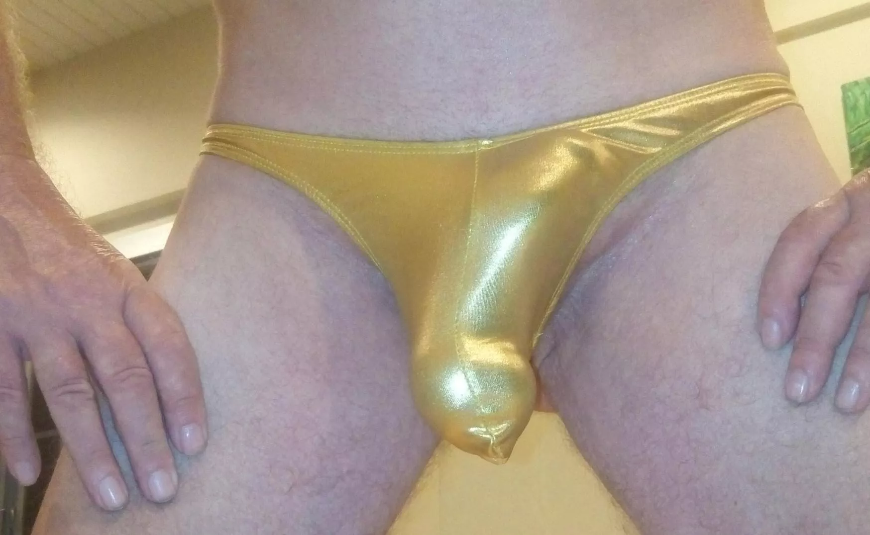 🏳️‍🌈 I love showing my shiny gold tanga when I use my underwear as swimwear.