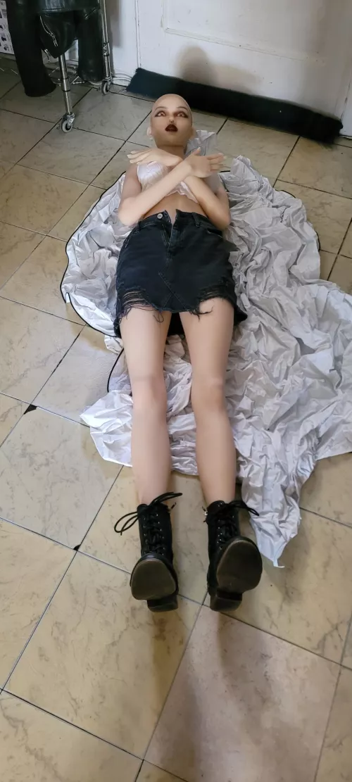 I might need a new body bag for changing Eris.