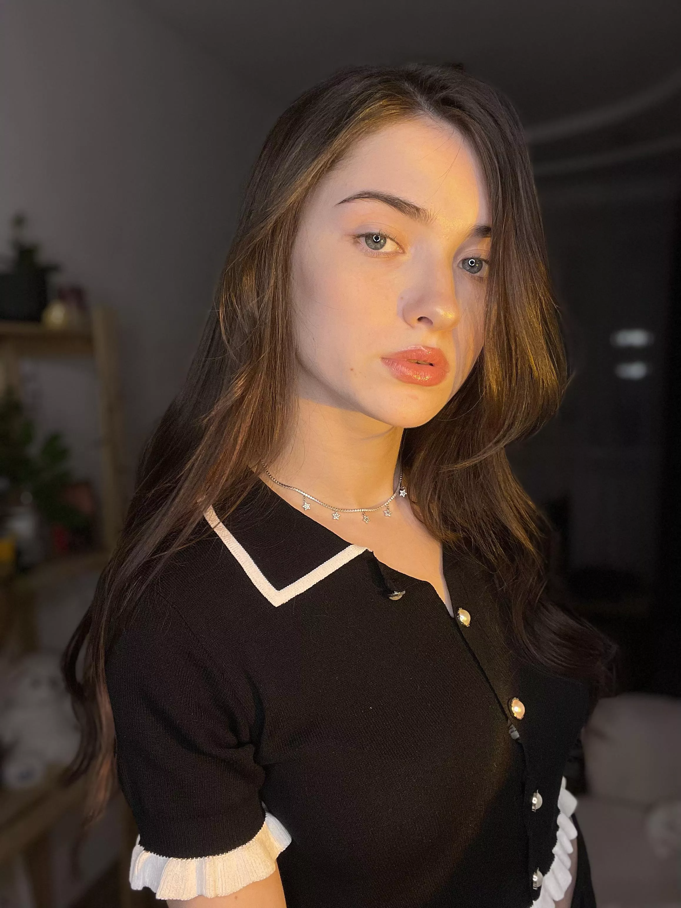 I want you to crawl in my legs [domme]